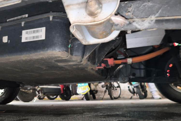 Used Wuling Hongguang MINIEV 2021 Macaron Fashion Edition Lithium-Ion Battery Chassis Rear Left