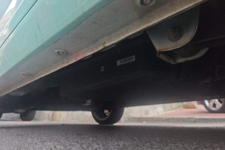 Used Wuling Hongguang MINIEV 2021 Macaron Fashion Edition Lithium-Ion Battery Chassis Rear Left