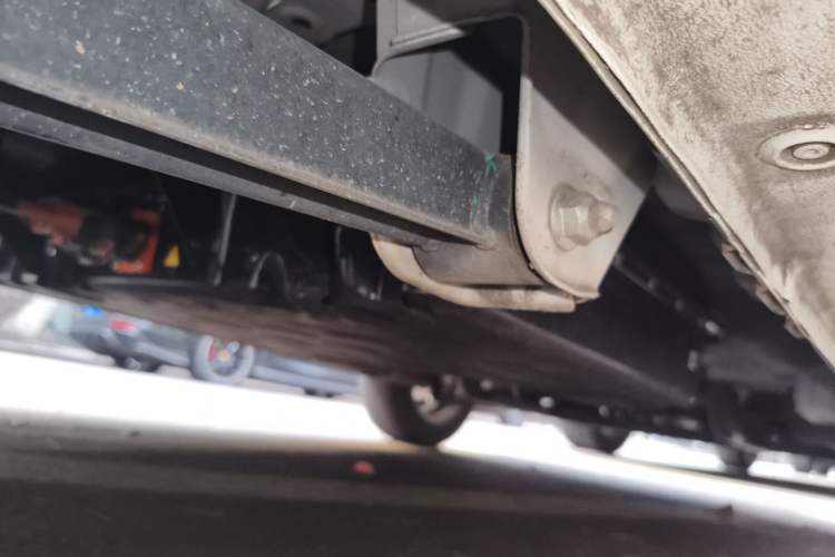 Used Wuling Hongguang MINIEV 2021 Macaron Fashion Edition Lithium-Ion Battery Chassis Rear Right