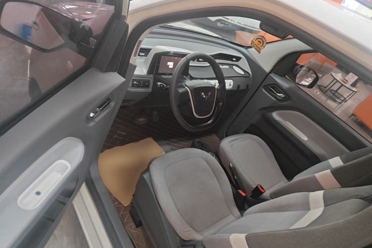 Used Wuling Hongguang MINIEV 2021 Macaron Premium Model – Lithium Iron Phosphate Driver Seat