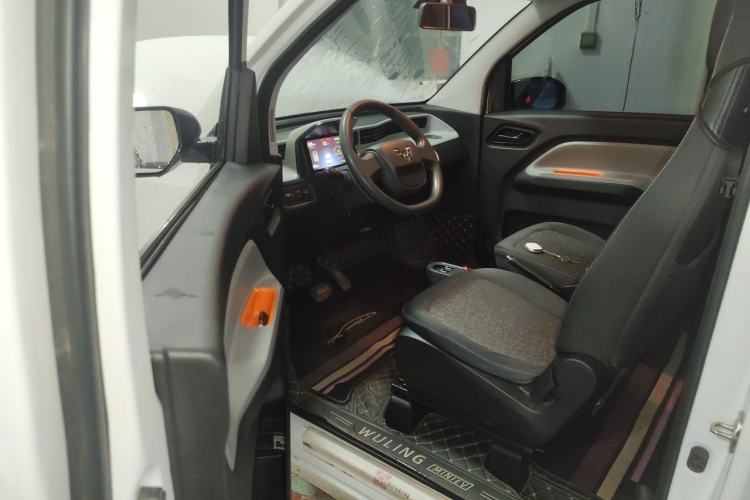 Used Wuling Hongguang MINIEV 2021 Macaron Fashion Edition Lithium-Ion Battery Driver Seat