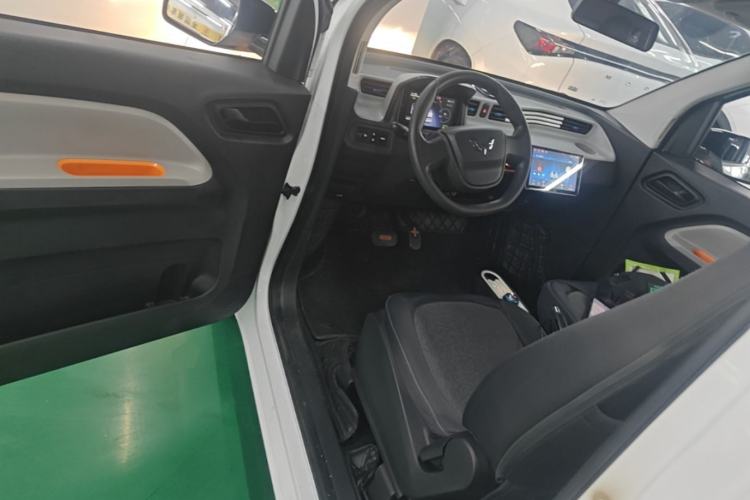 Used Wuling Hongguang MINIEV 2021 Macaron Premium Model – Lithium Iron Phosphate Driver Seat