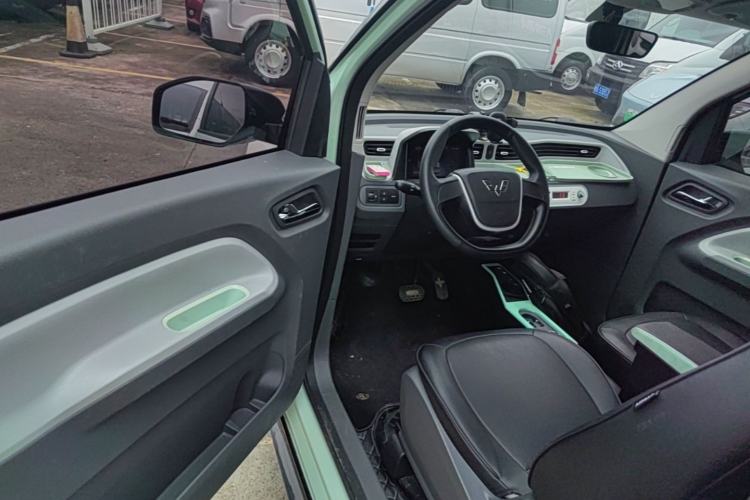 Used Wuling Hongguang MINIEV 2021 Macaron Fashion Edition Lithium-Ion Battery Driver Seat
