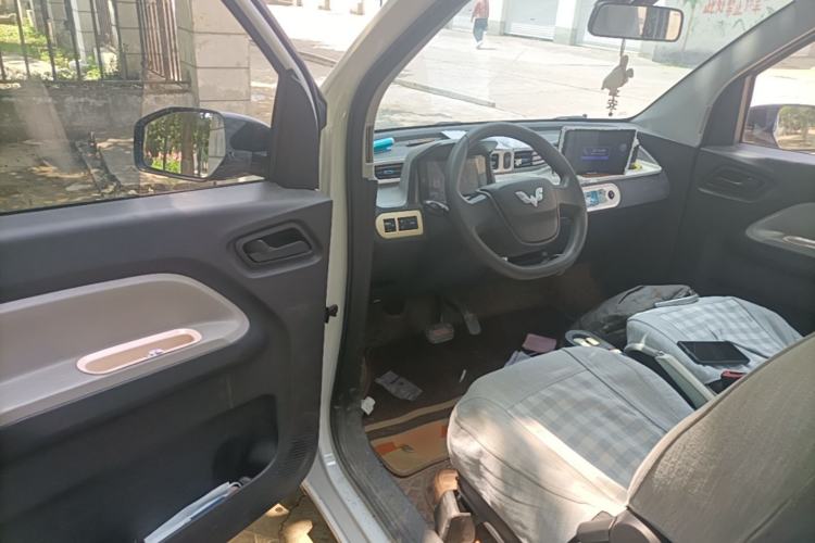 Used Wuling Hongguang MINIEV 2021 Macaron Premium Model – Lithium-NMC Driver Seat
