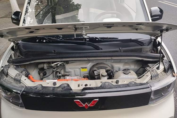 Used Wuling Hongguang MINIEV 2021 Macaron Premium Model – Lithium-NMC Engine Bay