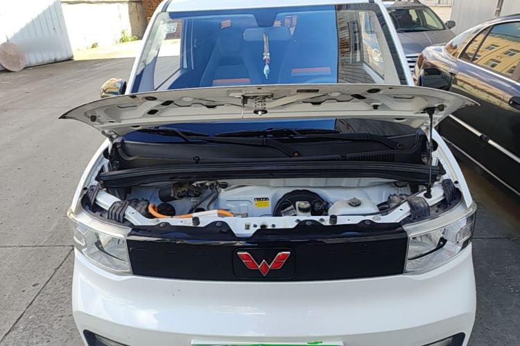 Used Wuling Hongguang MINIEV 2021 Macaron Fashion Edition Lithium-Ion Battery Engine Bay