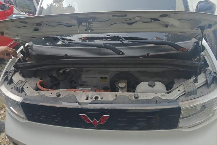 Used Wuling Hongguang MINIEV 2021 Macaron Premium Model – Lithium Iron Phosphate Engine Bay