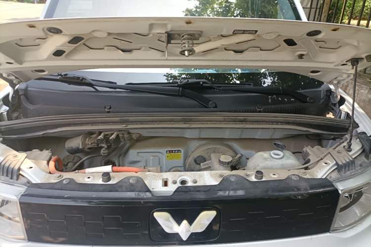 Used Wuling Hongguang MINIEV 2021 Macaron Premium Model – Lithium-NMC Engine Bay