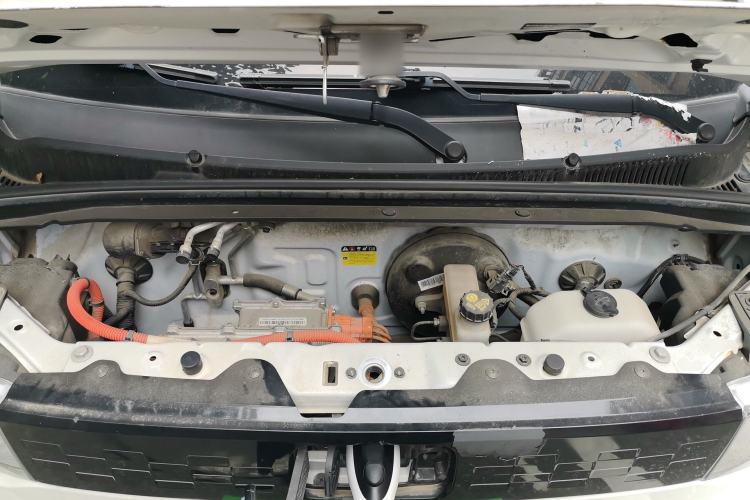 Used Wuling Hongguang MINIEV 2021 Macaron Fashion Edition Lithium-Ion Battery Engine Bay