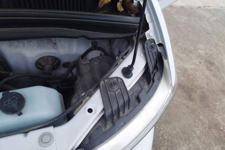 Used Wuling Hongguang MINIEV 2021 Macaron Premium Model – Lithium Iron Phosphate Engine Bay Left
