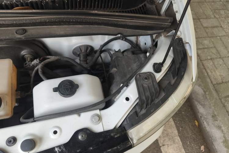 Used Wuling Hongguang MINIEV 2021 Macaron Premium Model – Lithium Iron Phosphate Engine Bay Left