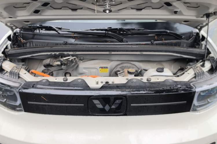 Used Wuling Hongguang MINIEV 2021 Macaron Premium Model – Lithium Iron Phosphate Engine Bay