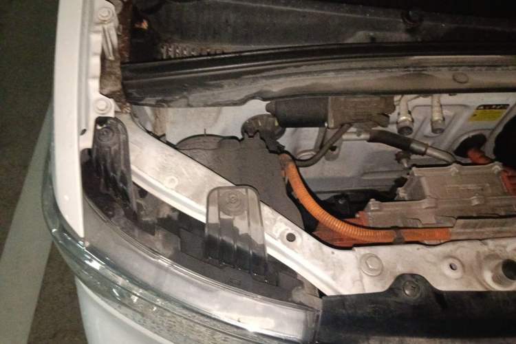 Used Wuling Hongguang MINIEV 2021 Macaron Fashion Model Lithium Iron Phosphate Engine Bay Right