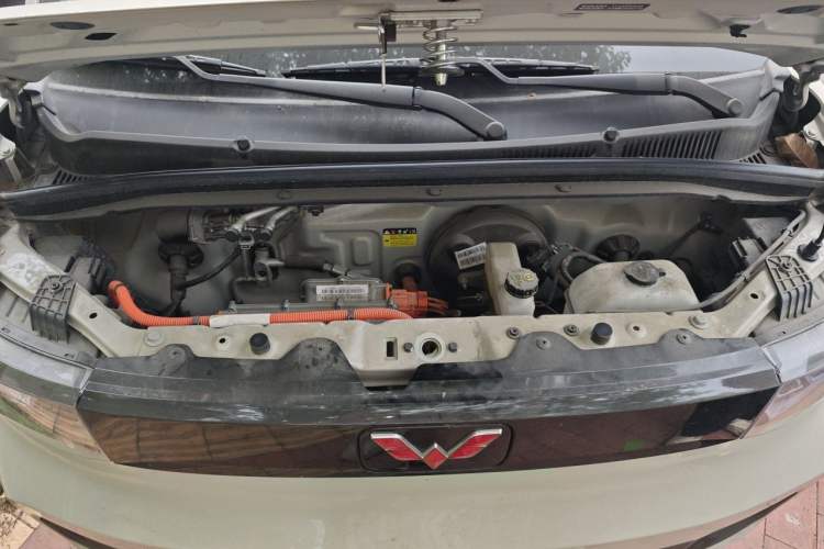 Used Wuling Hongguang MINIEV 2021 Macaron Premium Model – Lithium-NMC Engine Bay
