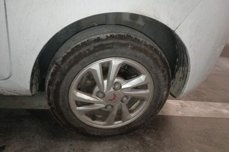 Used Wuling Hongguang MINIEV 2021 Macaron Fashion Model Lithium Iron Phosphate Exterior 1