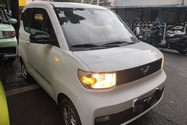 Used Wuling Hongguang MINIEV 2021 Macaron Fashion Model Lithium Iron Phosphate Exterior 1
