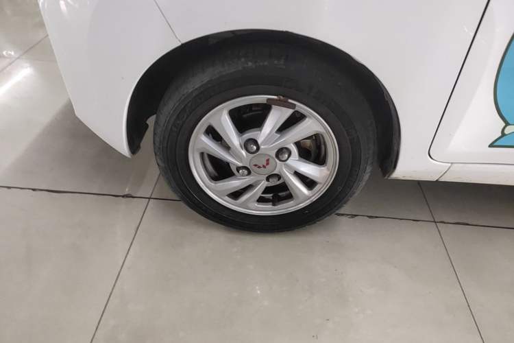 Used Wuling Hongguang MINIEV 2021 Macaron Premium Model – Lithium Iron Phosphate Exterior 4