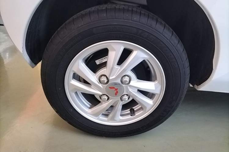 Used Wuling Hongguang MINIEV 2021 Macaron Premium Model – Lithium Iron Phosphate Exterior 5