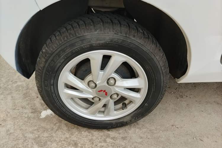 Used Wuling Hongguang MINIEV 2021 Macaron Premium Model – Lithium-NMC Exterior 5