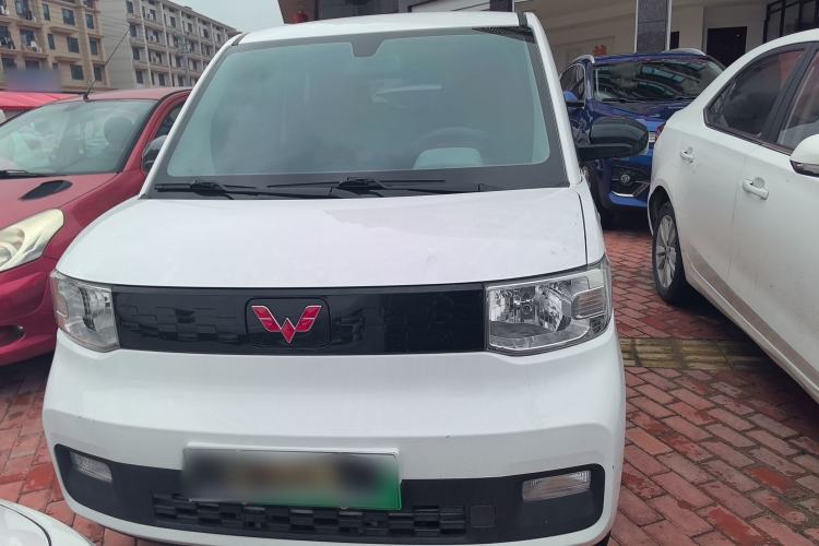 Used Wuling Hongguang MINIEV 2021 Macaron Sandwich Model 120 km Lithium Iron Phosphate Front