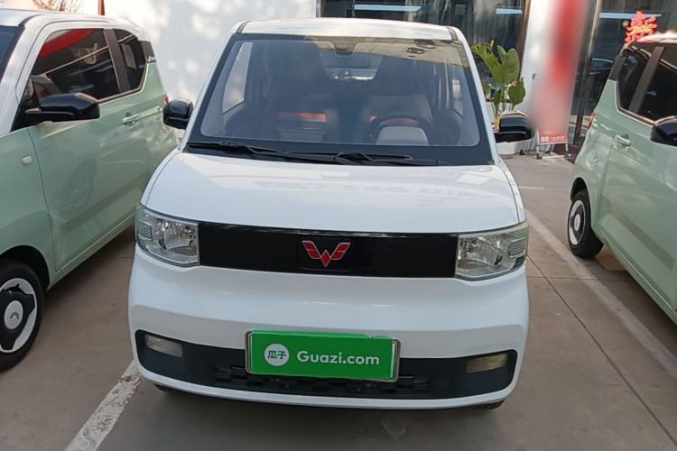 Used Wuling Hongguang MINIEV 2021 Macaron Fashion Model Lithium Iron Phosphate Front
