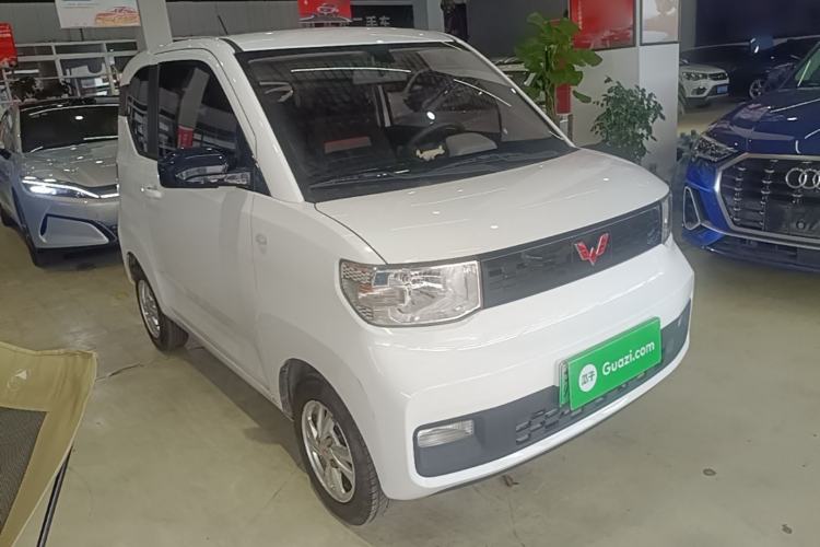 Used Wuling Hongguang MINIEV 2021 Macaron Fashion Model Lithium Iron Phosphate Front Right 45 Deg