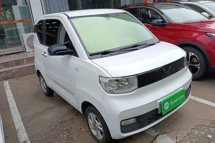 Used Wuling Hongguang MINIEV 2021 Macaron Fashion Edition Lithium-Ion Battery Front Right 45 Deg