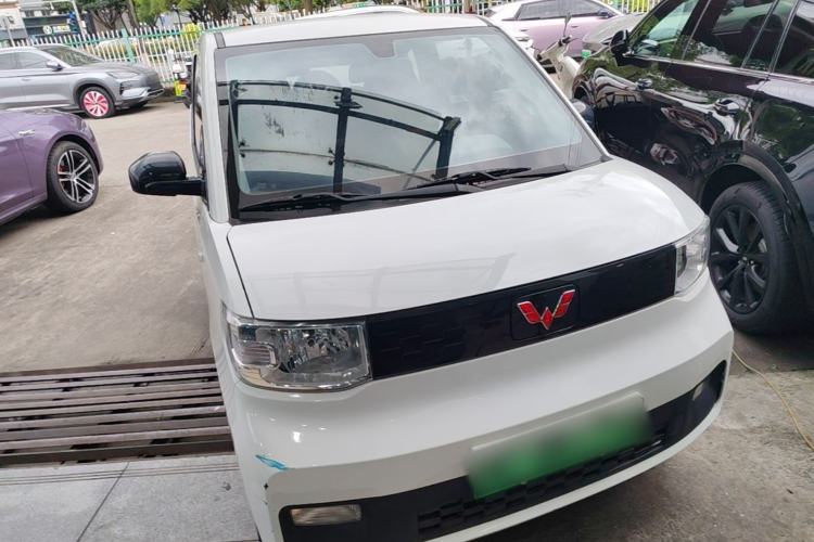 Used Wuling Hongguang MINIEV 2021 Macaron Fashion Model Lithium Iron Phosphate Front Right 45 Deg