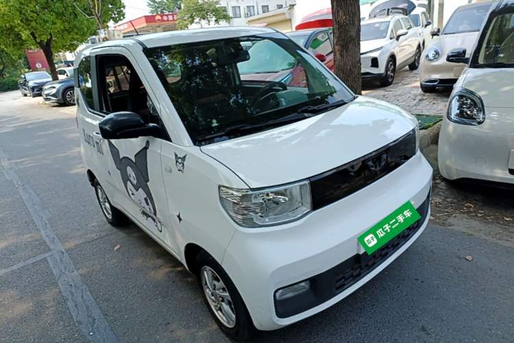 Used Wuling Hongguang MINIEV 2021 Macaron Fashion Model Lithium Iron Phosphate Front Right 45 Deg