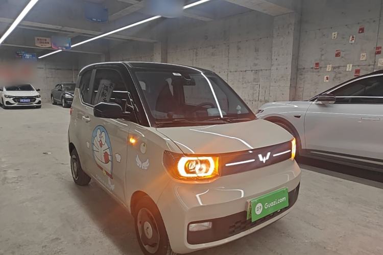 Used Wuling Hongguang MINIEV 2021 Macaron Premium Model – Lithium-NMC Front Right 45 Deg
