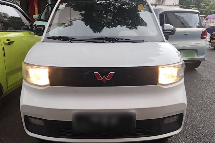 Used Wuling Hongguang MINIEV 2021 Macaron Fashion Model Lithium Iron Phosphate Front