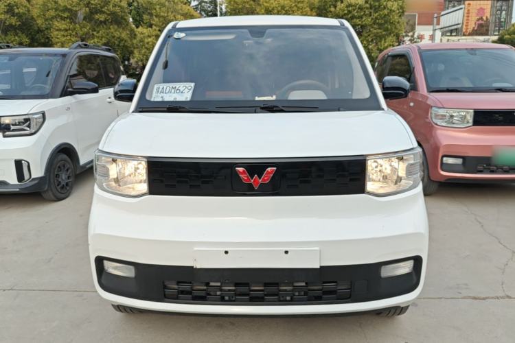 Used Wuling Hongguang MINIEV 2021 Macaron Fashion Model Lithium Iron Phosphate Front