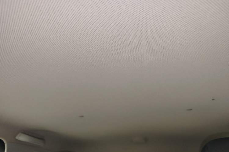 Used Wuling Hongguang MINIEV 2021 Macaron Premium Model – Lithium Iron Phosphate Headliner