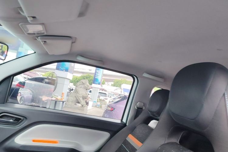 Used Wuling Hongguang MINIEV 2021 Macaron Fashion Model Lithium Iron Phosphate Headliner