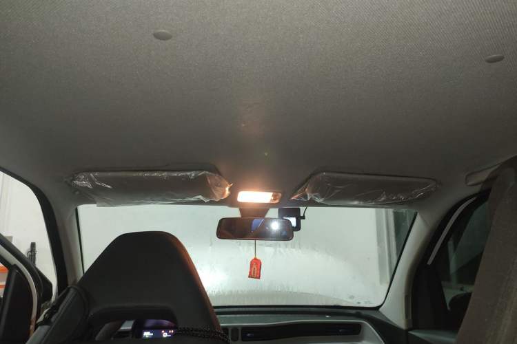 Used Wuling Hongguang MINIEV 2021 Macaron Fashion Edition Lithium-Ion Battery Headliner