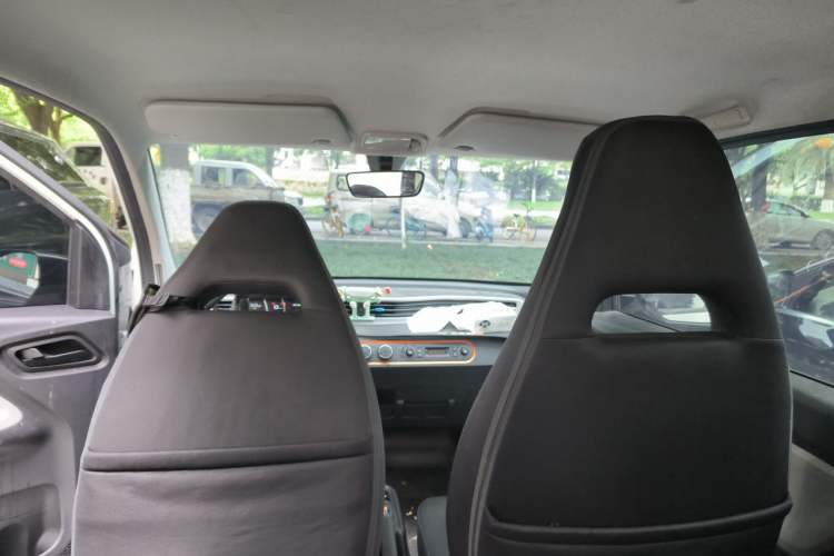 Used Wuling Hongguang MINIEV 2021 Macaron Premium Model – Lithium-NMC Headliner