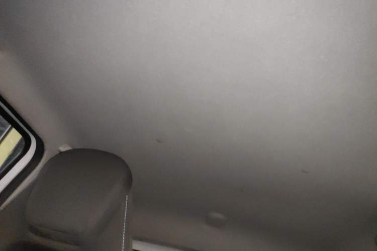 Used Wuling Hongguang MINIEV 2021 Macaron Premium Model – Lithium Iron Phosphate Headliner