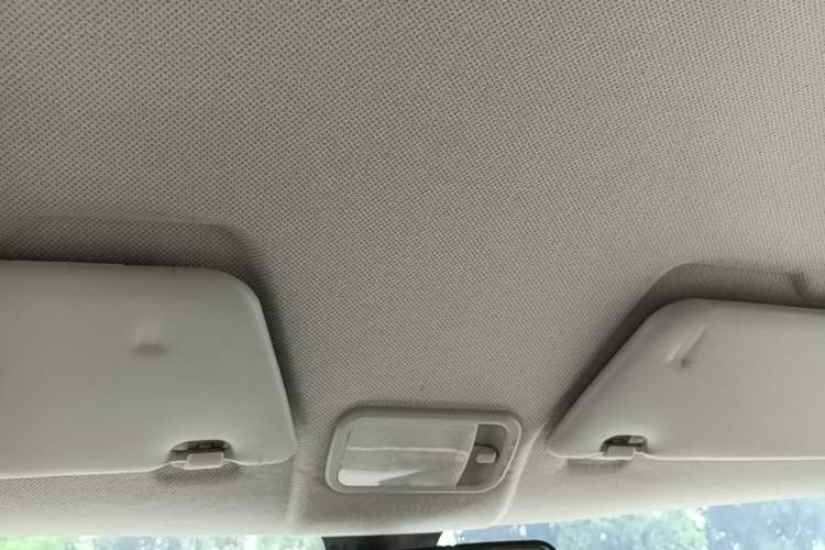 Used Wuling Hongguang MINIEV 2021 Macaron Premium Model – Lithium Iron Phosphate Headliner