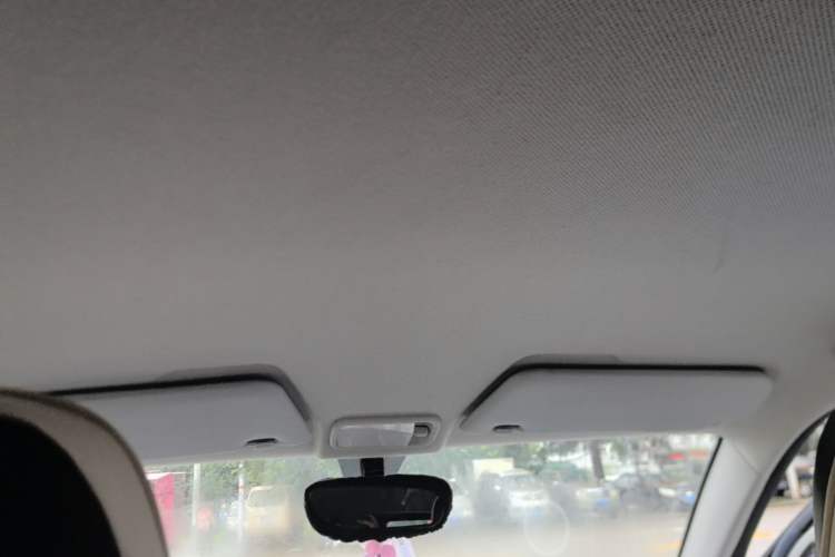Used Wuling Hongguang MINIEV 2021 Macaron Premium Model – Lithium Iron Phosphate Headliner
