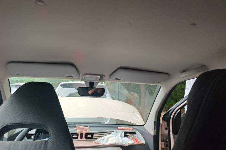 Used Wuling Hongguang MINIEV 2021 Macaron Premium Model – Lithium-NMC Headliner