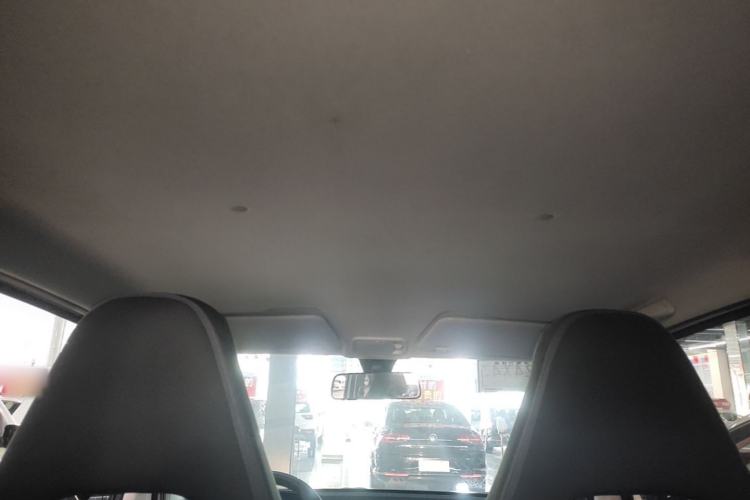 Used Wuling Hongguang MINIEV 2021 Macaron Premium Model – Lithium Iron Phosphate Headliner