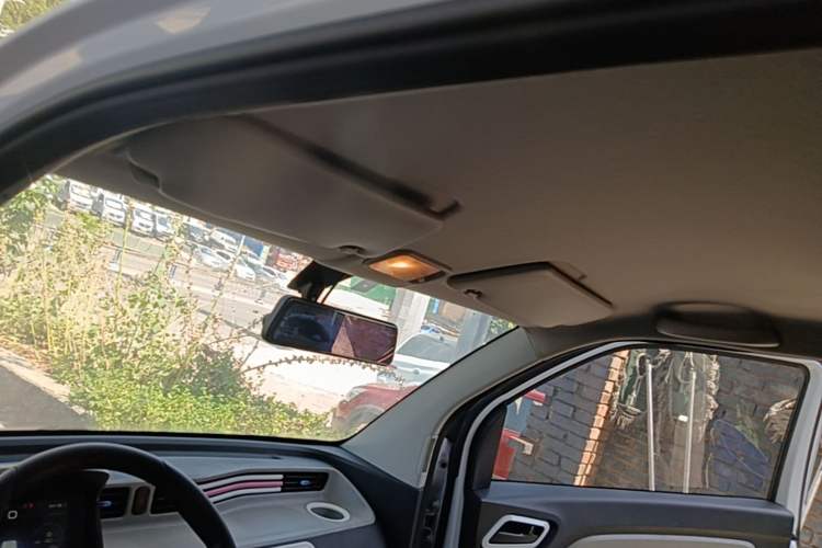Used Wuling Hongguang MINIEV 2021 Macaron Fashion Edition Lithium-Ion Battery Headliner