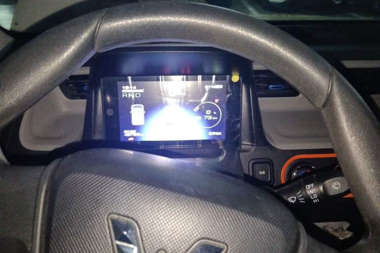 Used Wuling Hongguang MINIEV 2021 Macaron Fashion Model Lithium Iron Phosphate Instrument Cluster