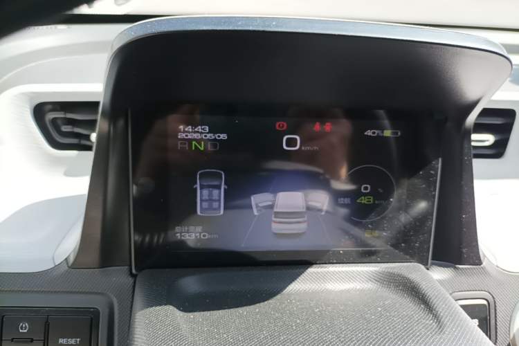 Used Wuling Hongguang MINIEV 2021 Macaron Sandwich Model 120 km Lithium NMC Instrument Cluster