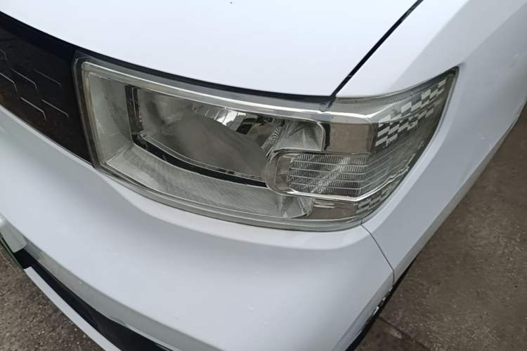 Used Wuling Hongguang MINIEV 2021 Macaron Premium Model – Lithium Iron Phosphate Left Front Headlight