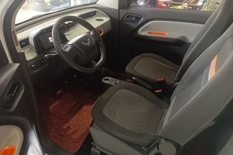 Used Wuling Hongguang MINIEV 2021 Macaron Fashion Model Lithium Iron Phosphate Left Front Seat