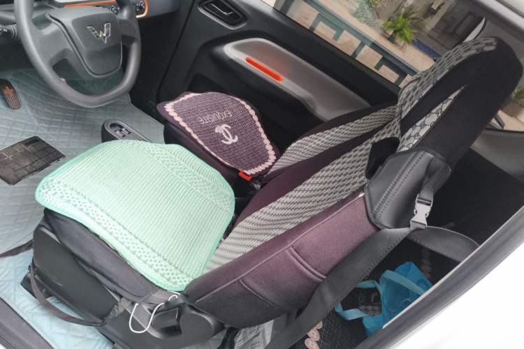 Used Wuling Hongguang MINIEV 2021 Macaron Fashion Edition Lithium-Ion Battery Left Front Seat