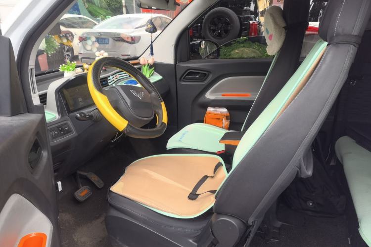 Used Wuling Hongguang MINIEV 2021 Macaron Premium Model – Lithium Iron Phosphate Left Front Seat