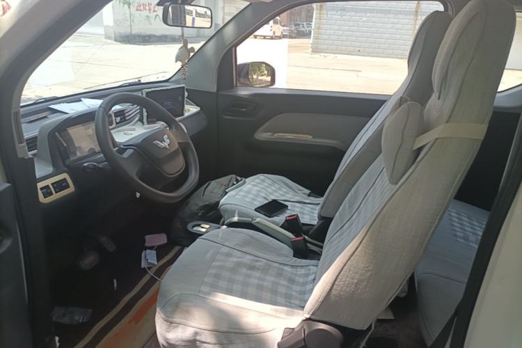 Used Wuling Hongguang MINIEV 2021 Macaron Premium Model – Lithium-NMC Left Front Seat