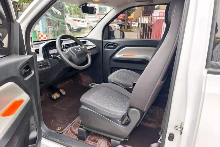 Used Wuling Hongguang MINIEV 2021 Macaron Fashion Edition Lithium-Ion Battery Left Front Seat